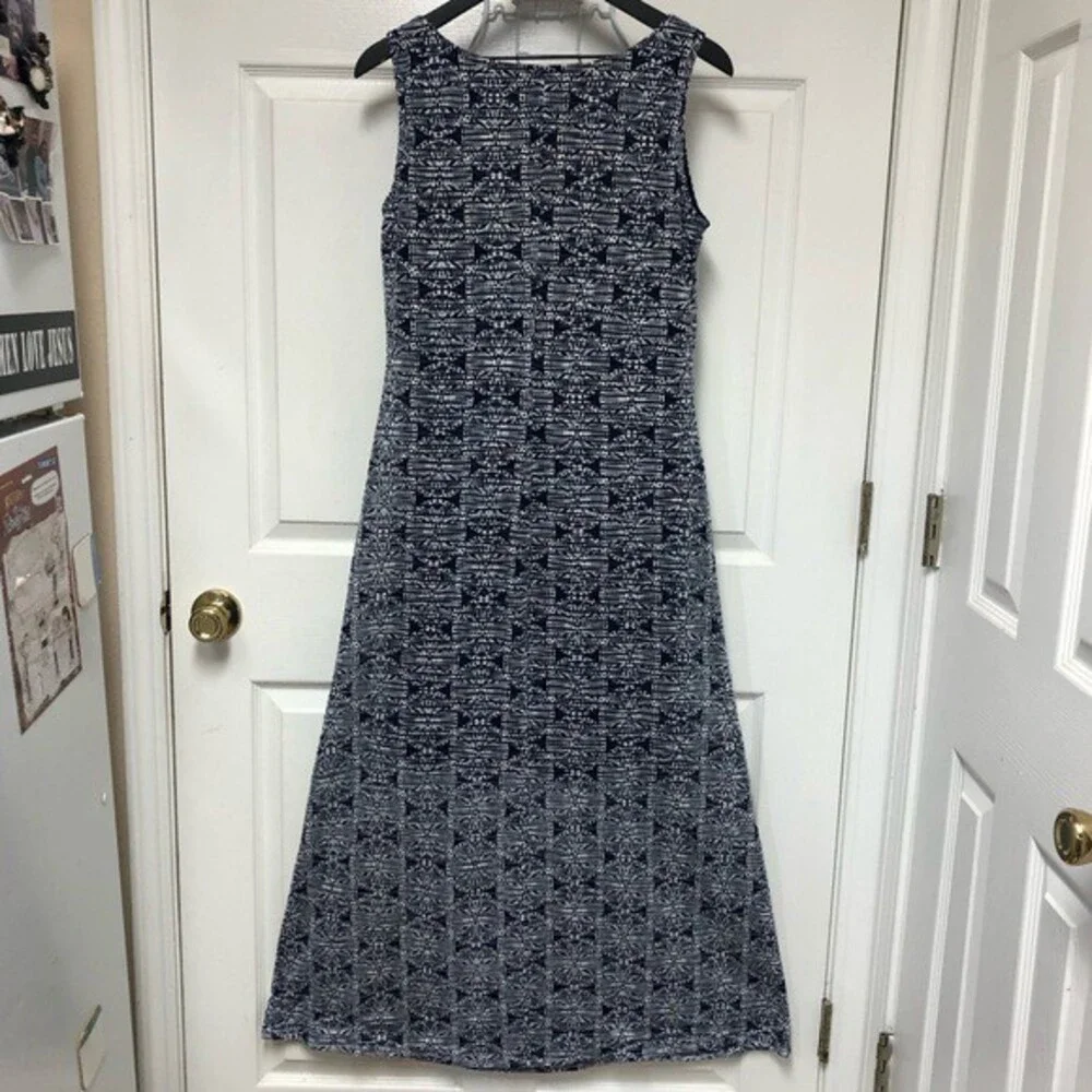 RNStudio by Ronni Nicole Blue and White Sleeveless Maxi Sundress